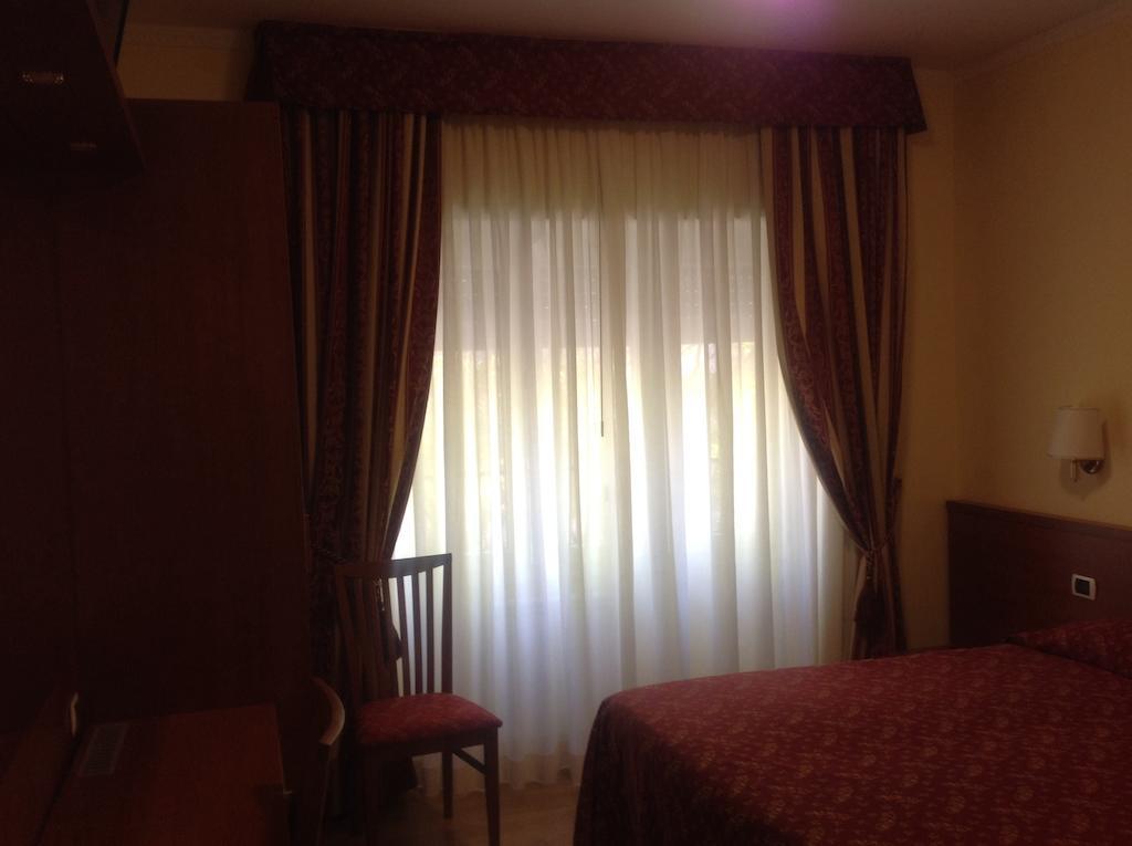 Affittacamere Guglielmo Marconi House *